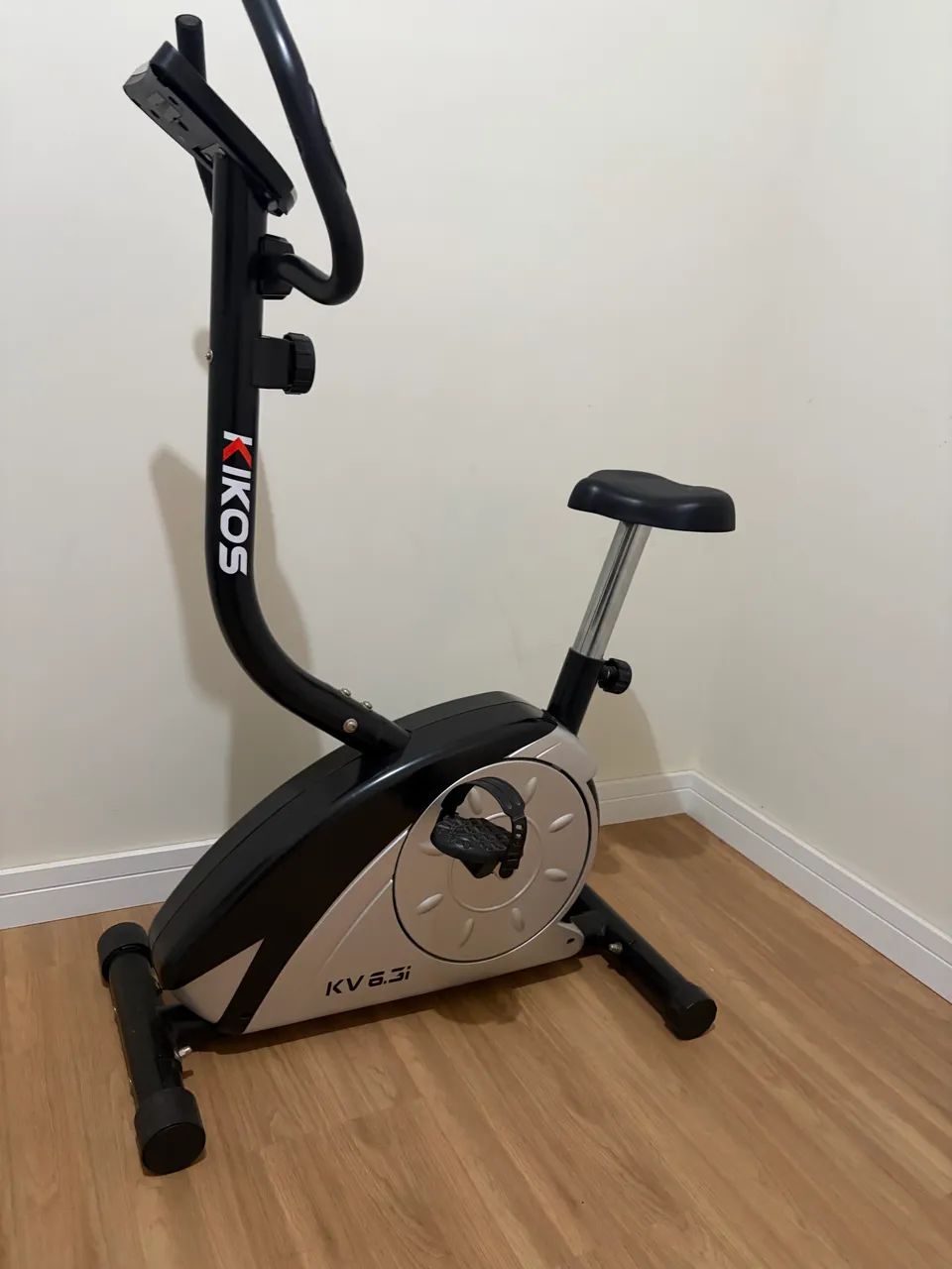 Bicicleta Ergométrica Kikos KV6.3I Magnética - Foto 2
