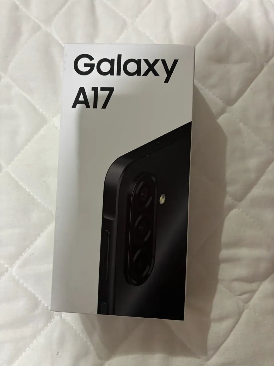 Estou vendendo A17 lacrado 
