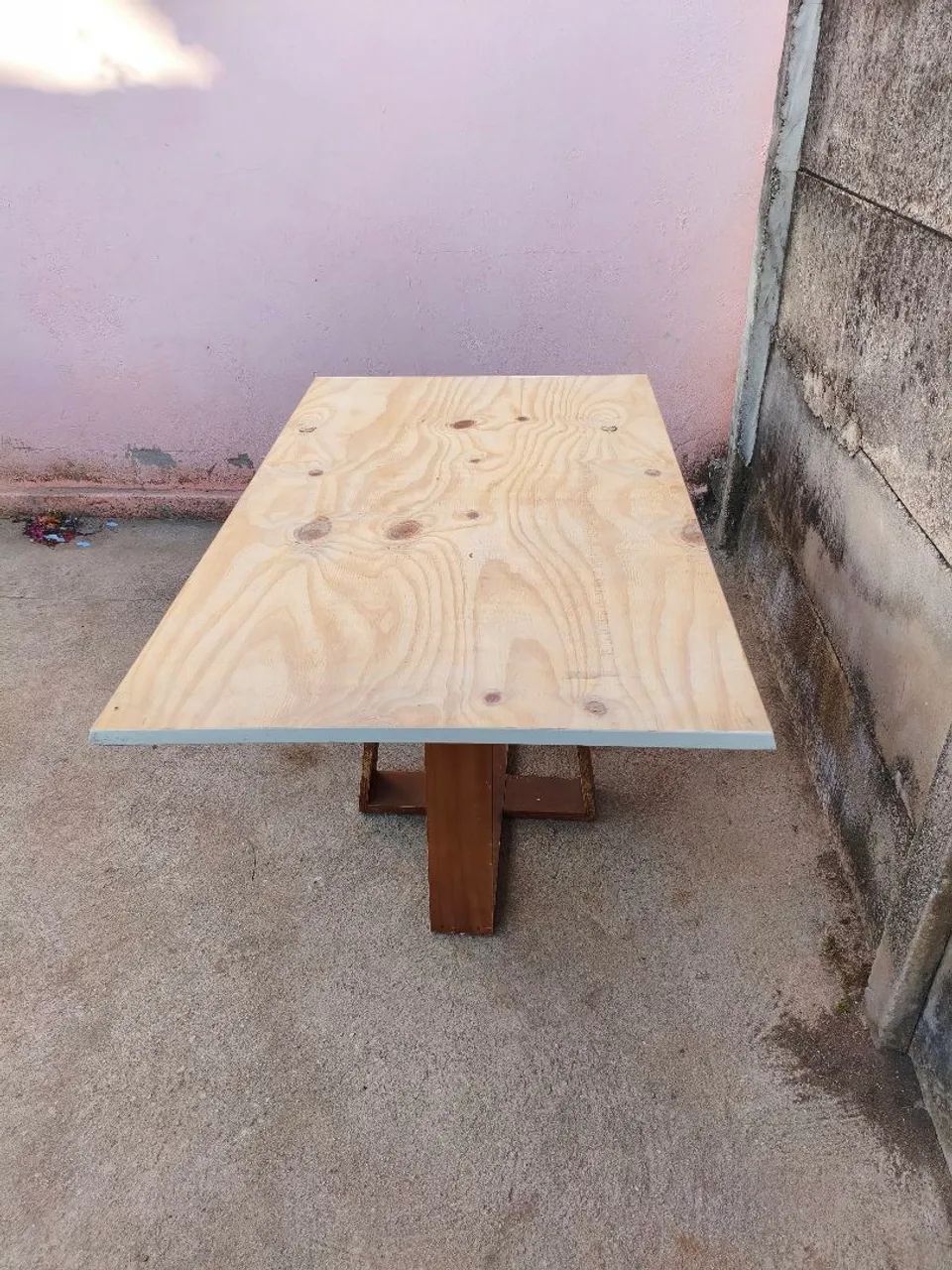 Mesa de madeira de 6 lugares com base solta  - Foto 2