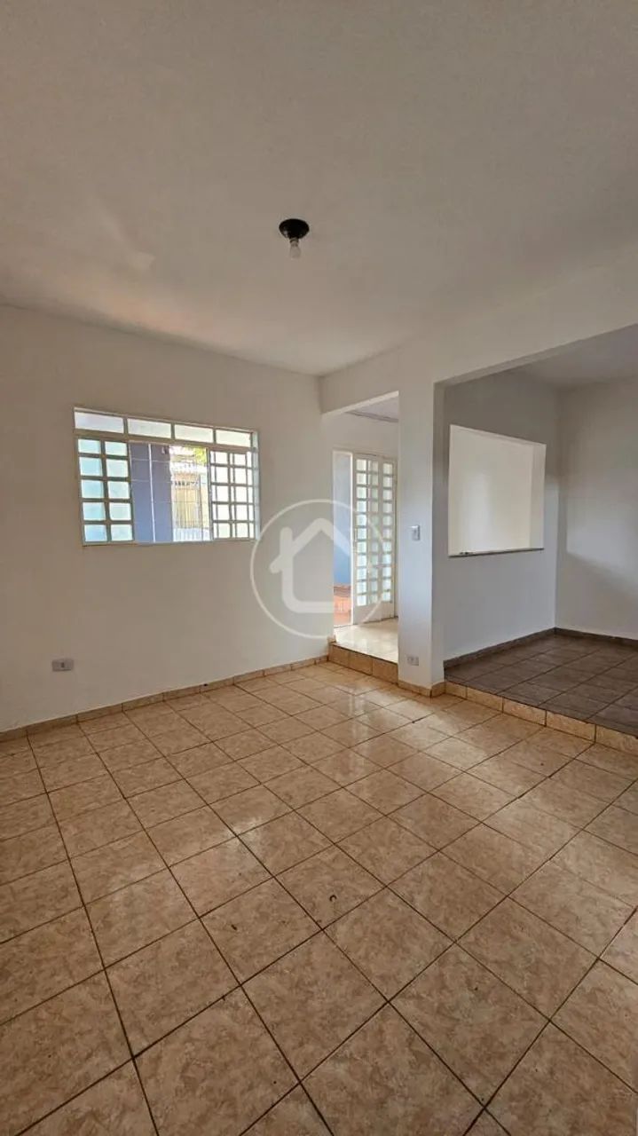 CASA COM 03 DORMITÓRIOS SENDO 01 SUÍTE - Foto 3