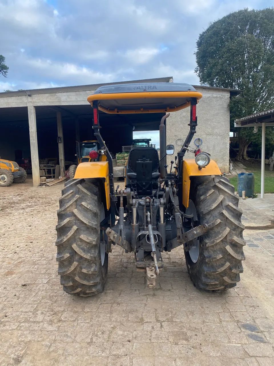 Trator valtra A 750 - Foto 5