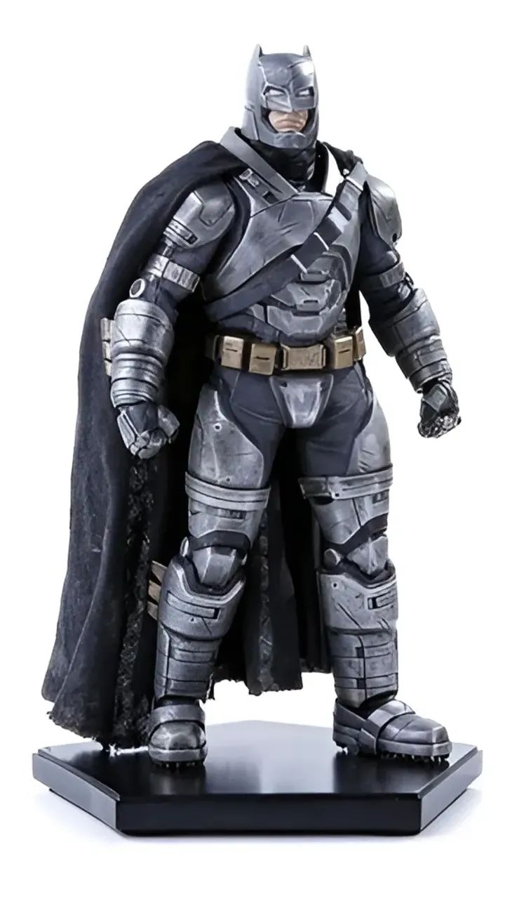 Batman V Superman Armored Batman 1/10 Art Scale Iron Studios