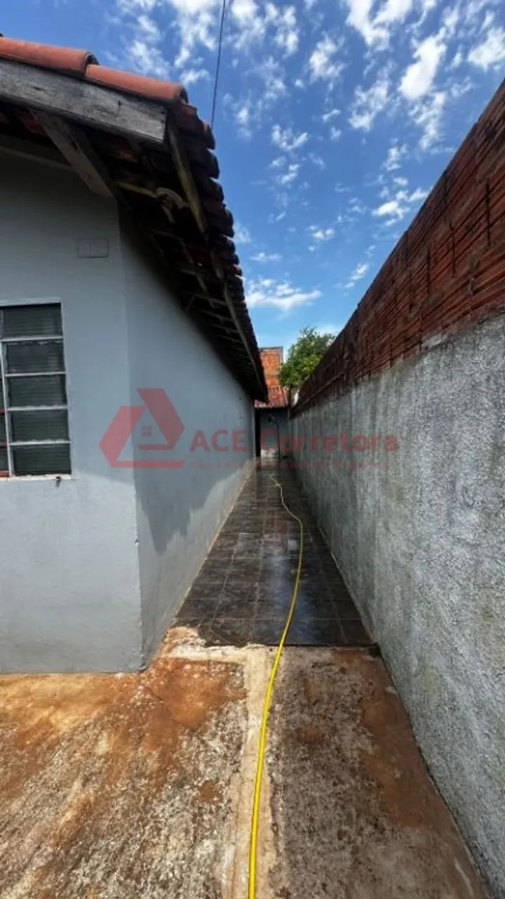 Casa com 3 Dormitórios - Foto 2