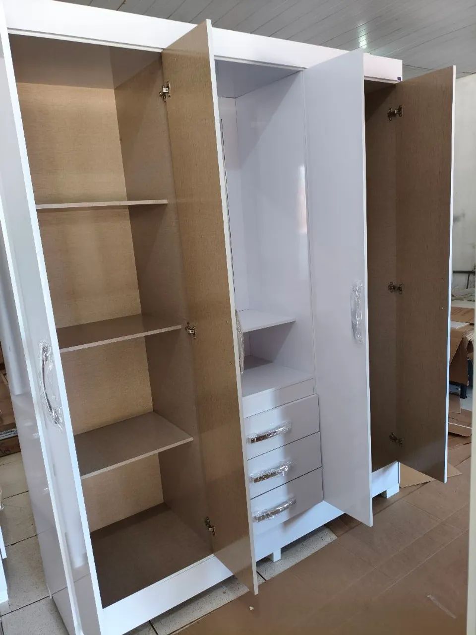 Guarda roupa de casal novo - Foto 2