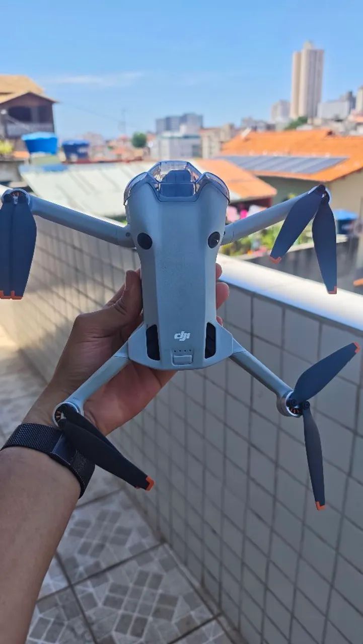 DJI Mini 4 Pro com Bateria Extra | Excelente Estado