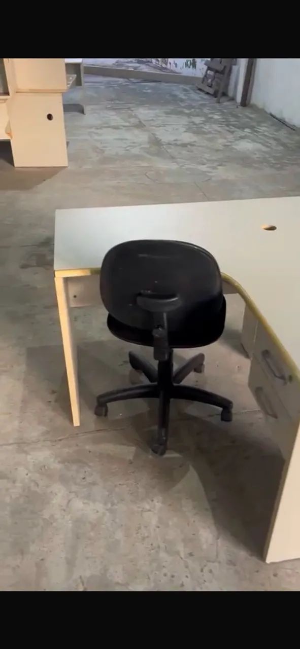 Mesa de escritório e cadeira de escritório - Foto 2