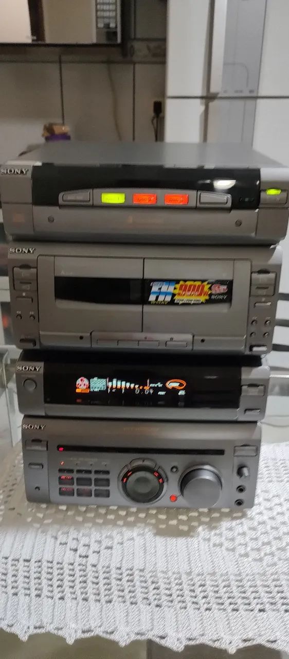 Central de som Sony fh w55AV ( antigo e usado )