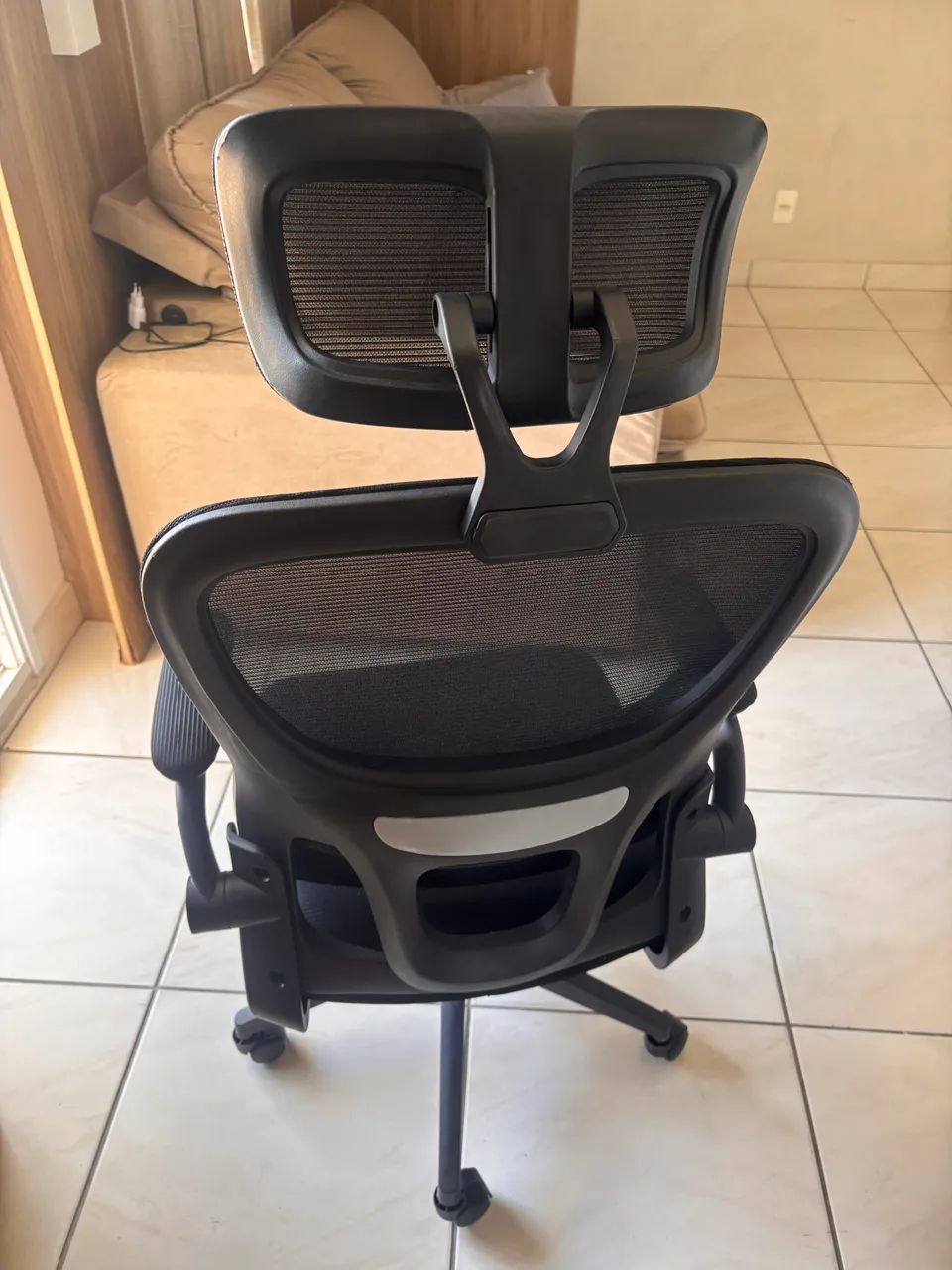 Cadeira Escritório - Nova  - Foto 2