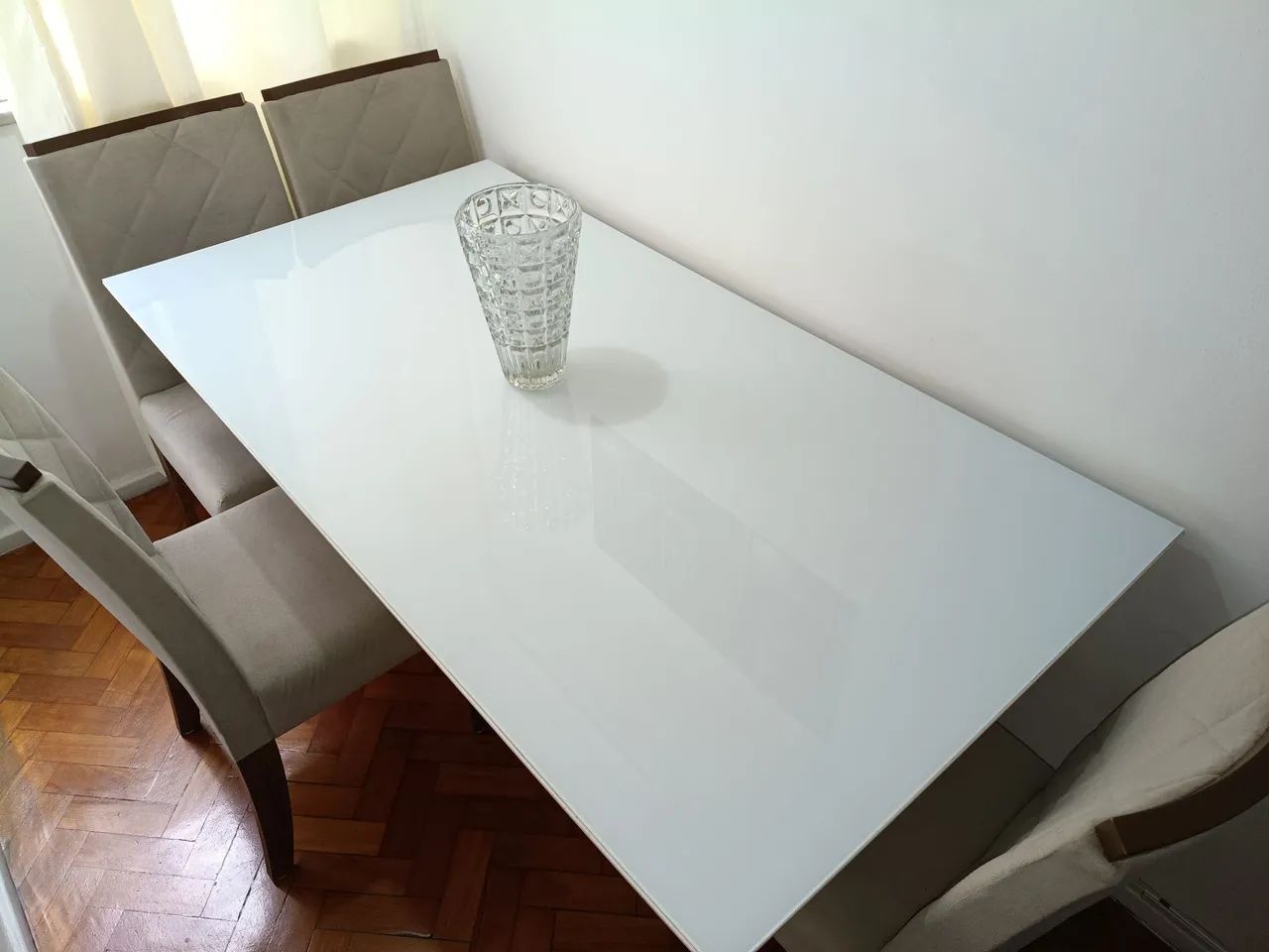 Mesa de Jantar com Tampo de Vidro em Laca - Conservada - Foto 2