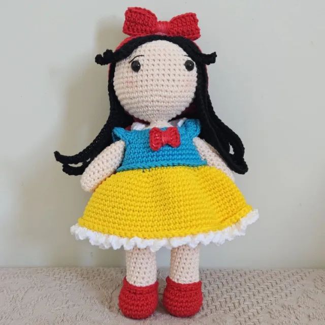 Boneca Amigurumi - Branca de Neve