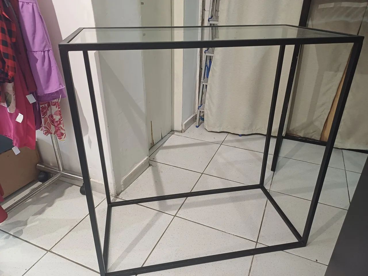 Mesa Aparador de vidro - Foto 2