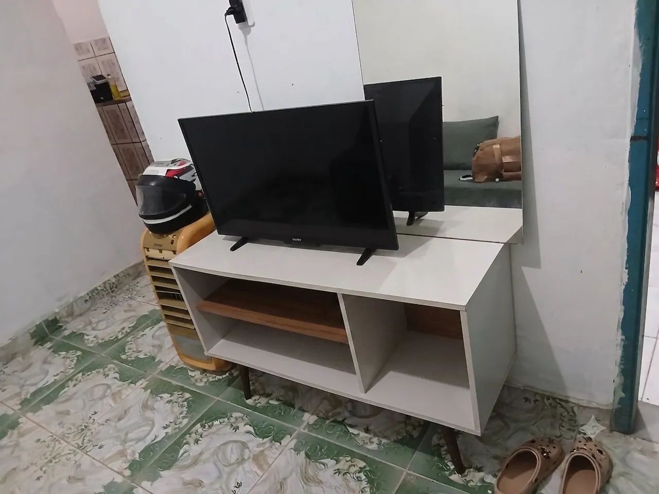 Vendo rack de sala 