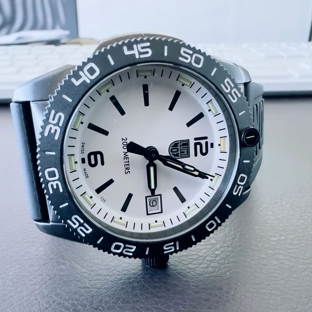 Relógio Luminox 39mm