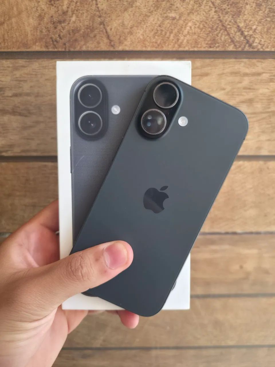 iPhone 17