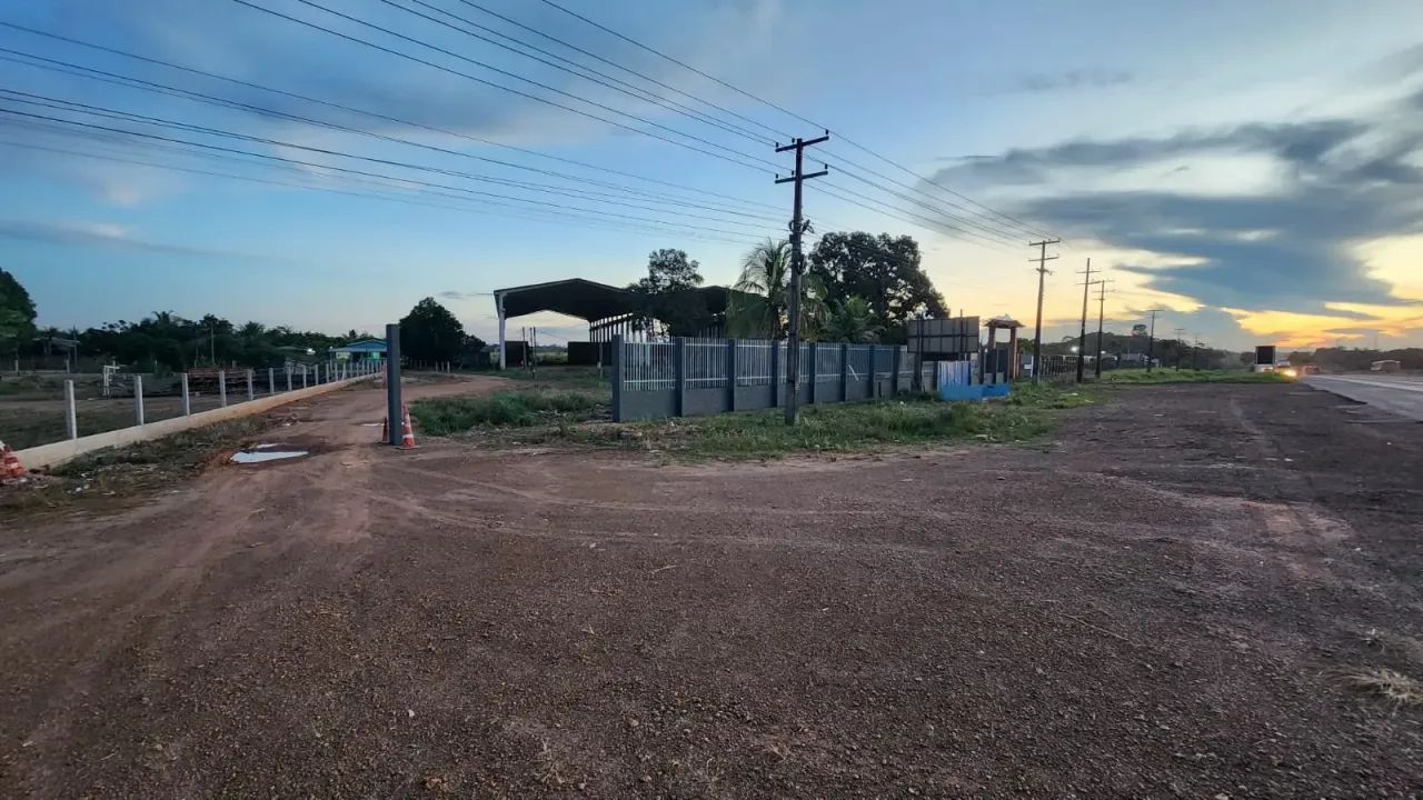 Vendo ou ALugo um.Galpão na Br 364 - Foto 2