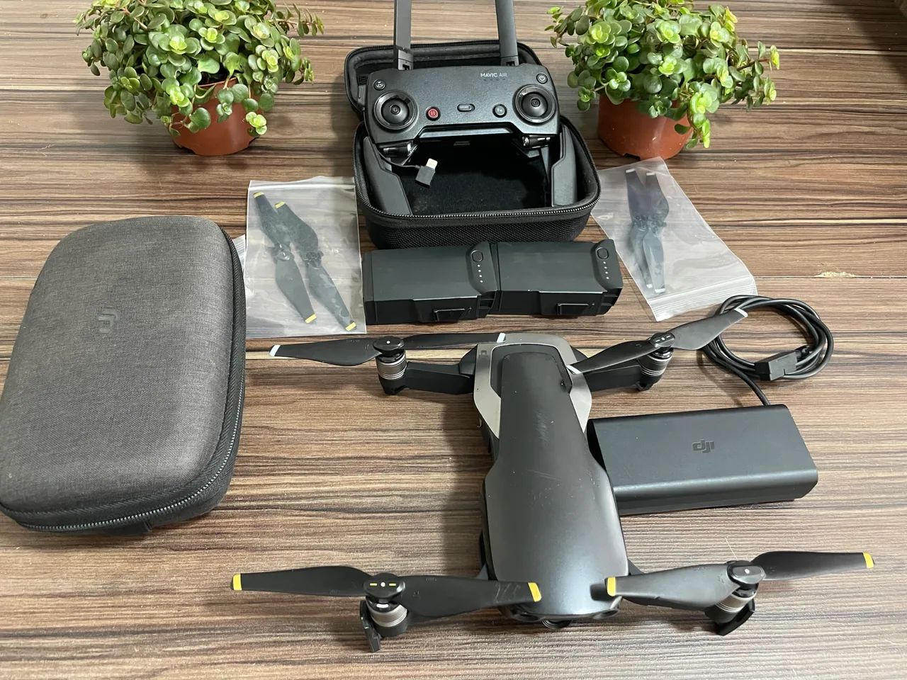 Drone Dji Mavic Air Com Câmera 4k Onyx Black  - Foto 4