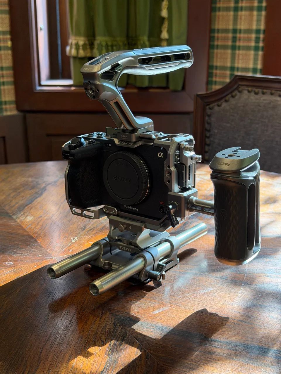 Sony FX3 + Cage Tilta V2 - Foto 2