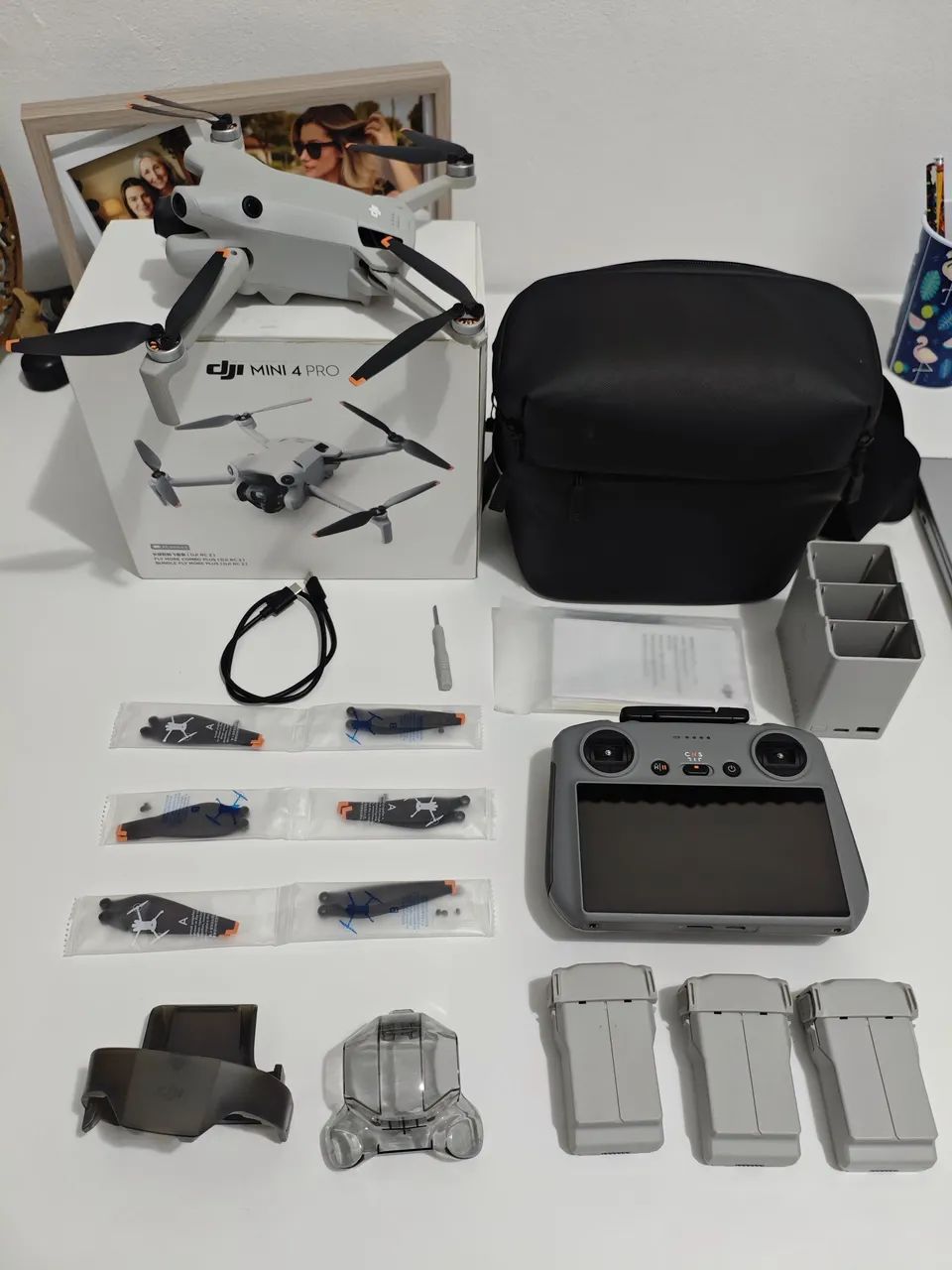 DJI MINI 4 PRO FLY MORE COMBO - Foto 3