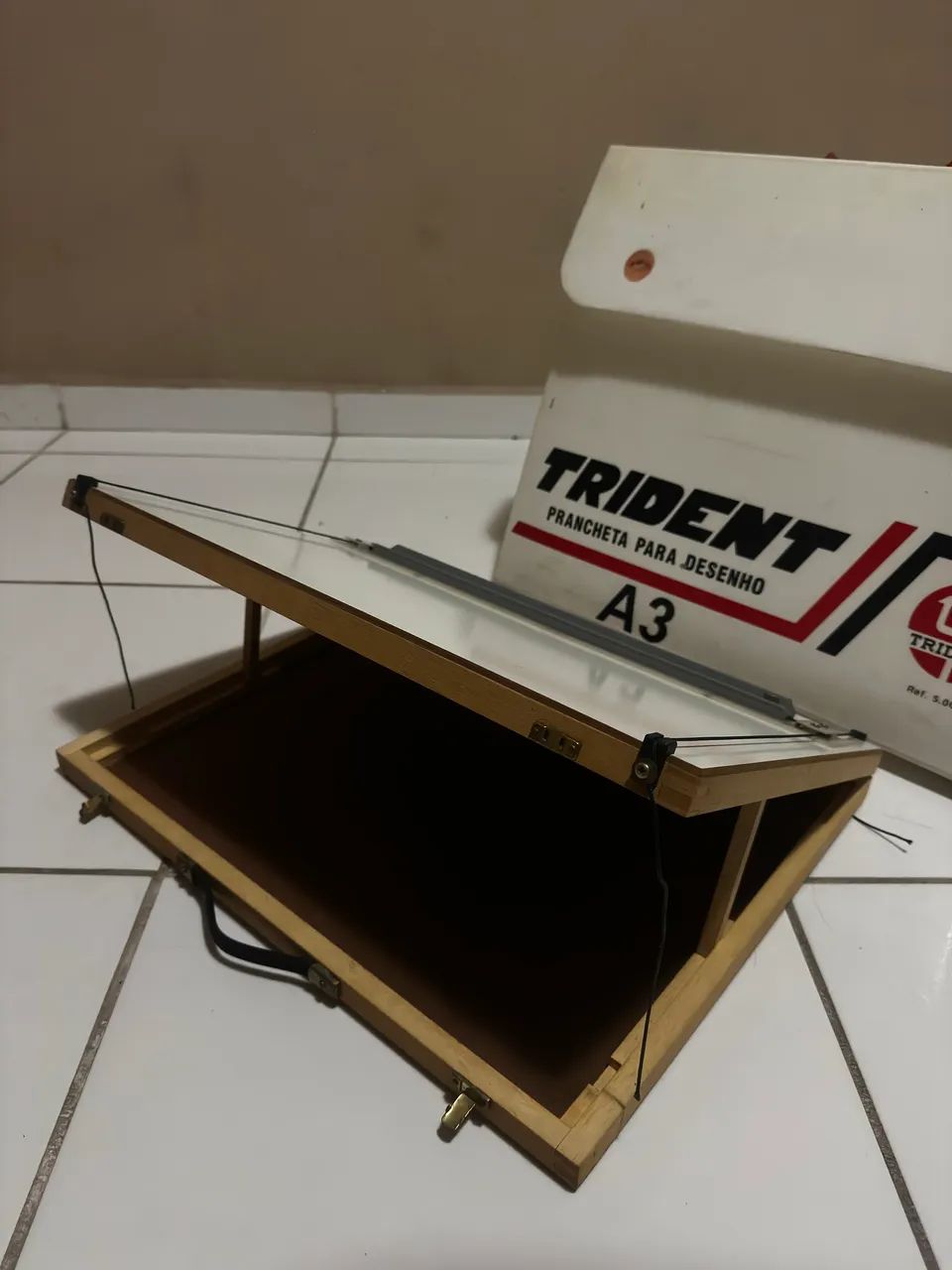 Prancheta para desenho técnico Trident - Foto 5