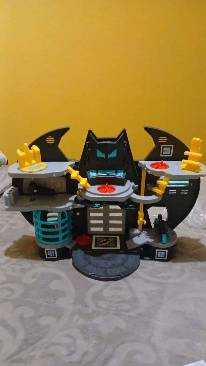 batcaverna 