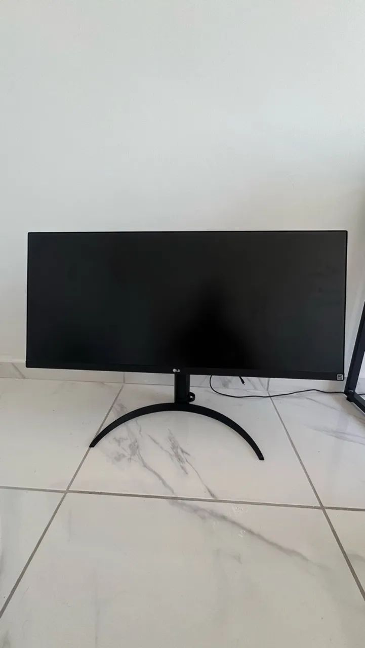 Monitor LG UltraWide - Tela Widescreen - Preto