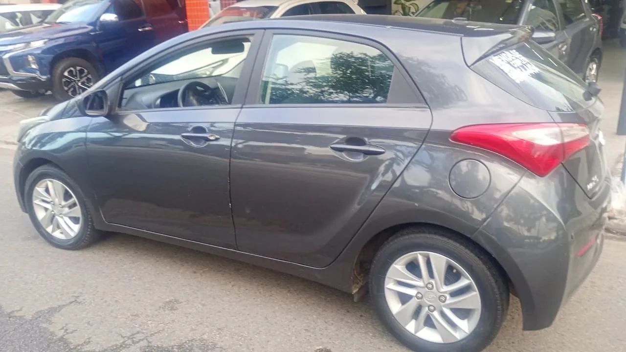 Hyundai HB20 Comf./c.plus/c.style 1.0 Flex 12V 2013 - Foto 4
