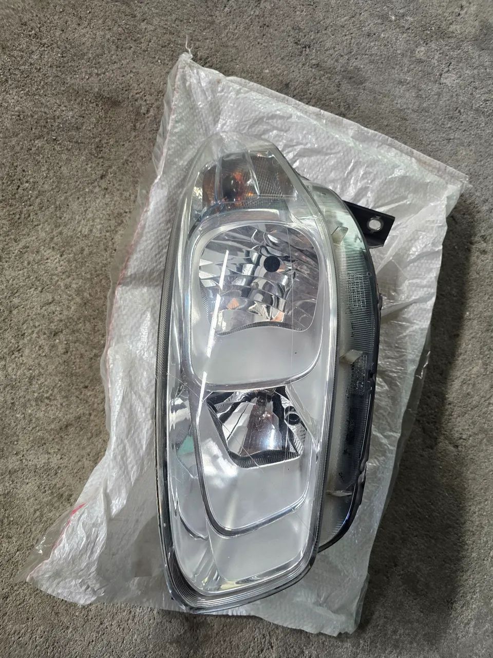 Farol fiat gransiena original