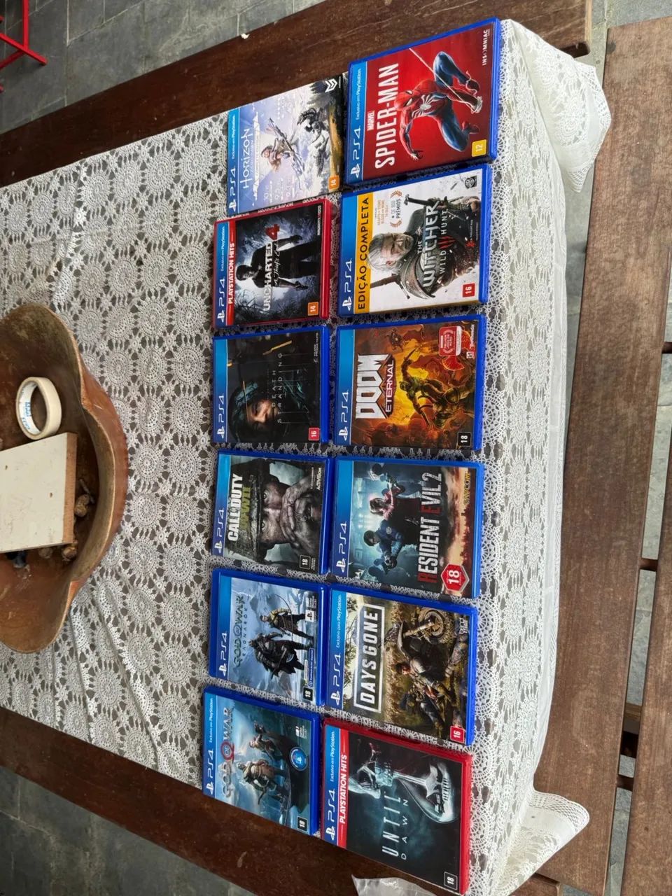 PS4 Slim + 2 Controles + 12 Jogos | Limpeza Recente | Completo