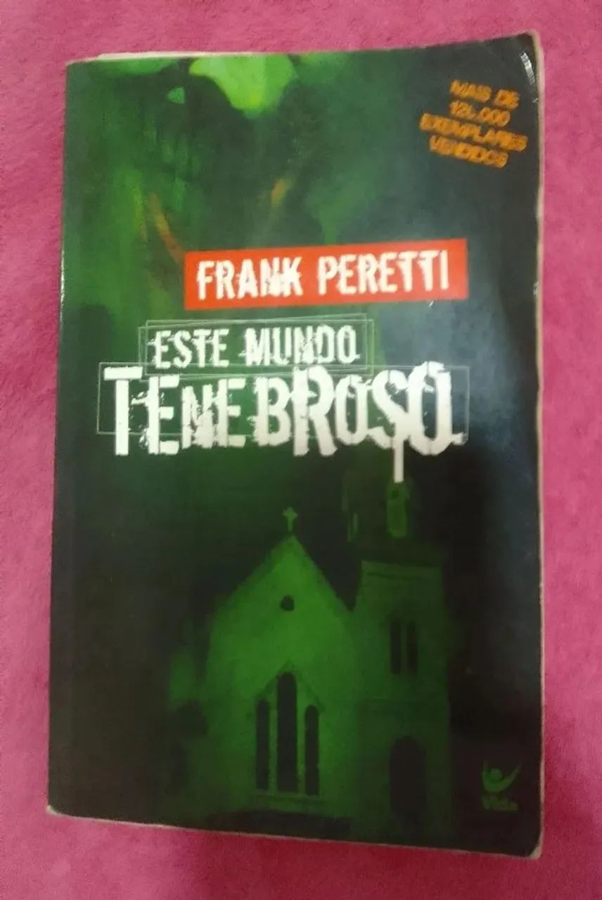 Livro Este Mundo Tenebroso - Foto 2