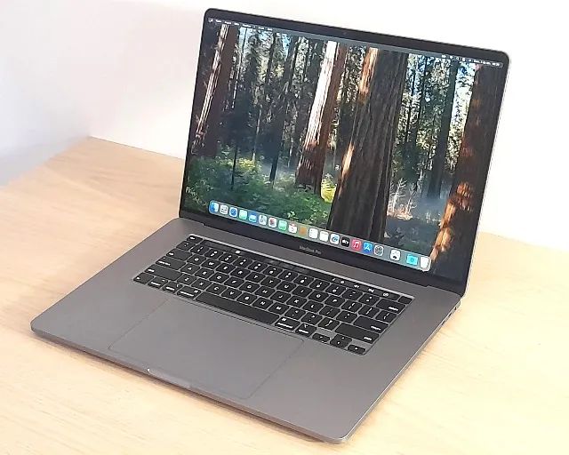 MacBook Pro 16" · SSD 512GB· 16GB Ram · 2019 i7 · Oportunidade! - Foto 2
