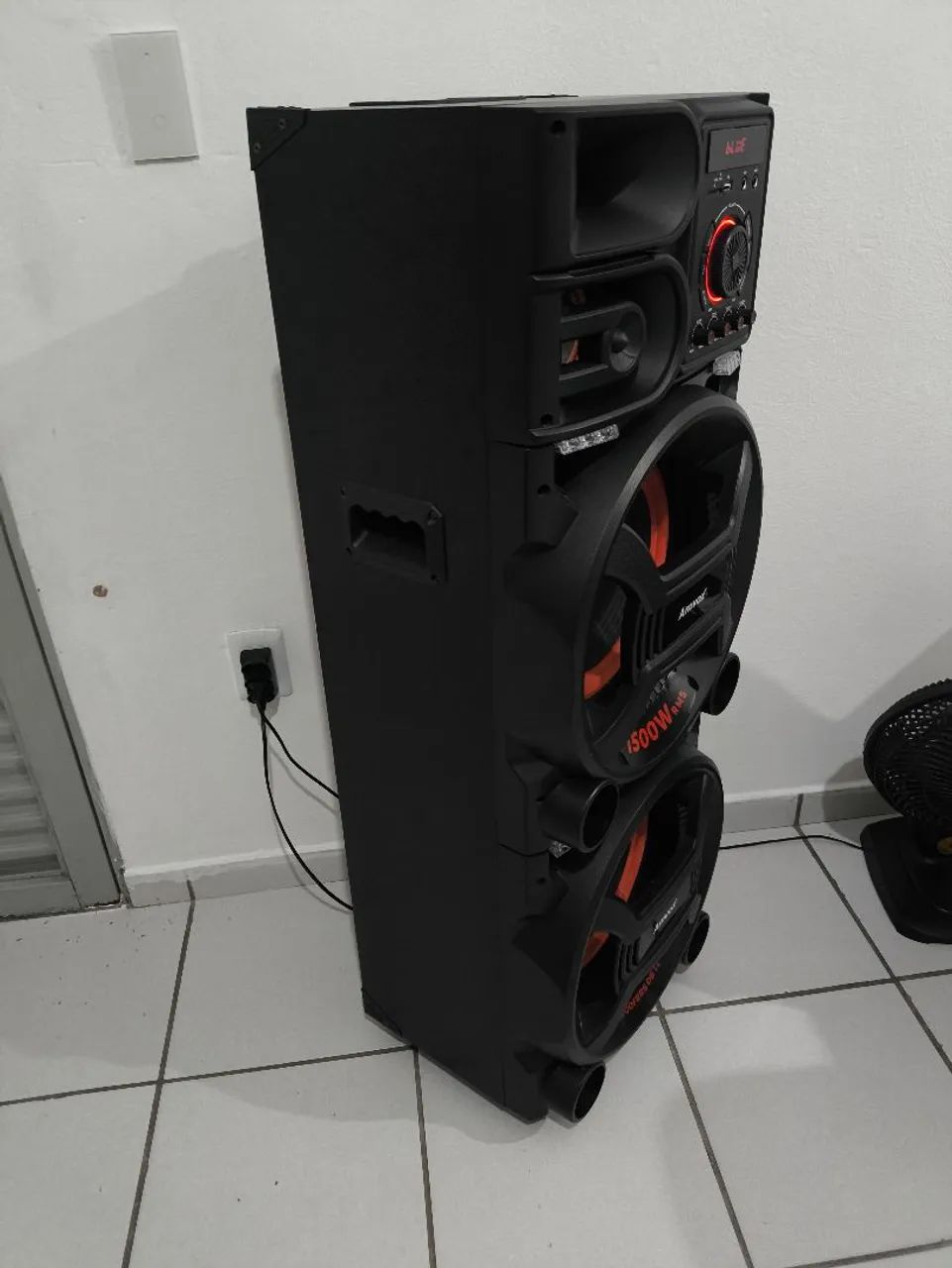 Vendo caixa de som Amvox 1500w - Foto 2
