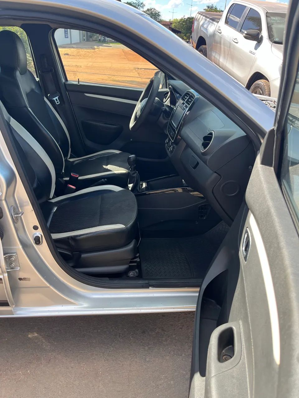 Renault Kwid Intense 1.0 Flex 12V 5P Mec. 2018 - Foto 5