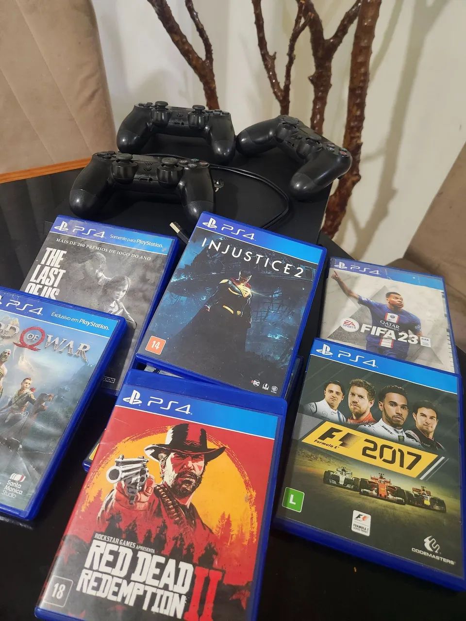 PLAYSTATION 4 PRO 1TB