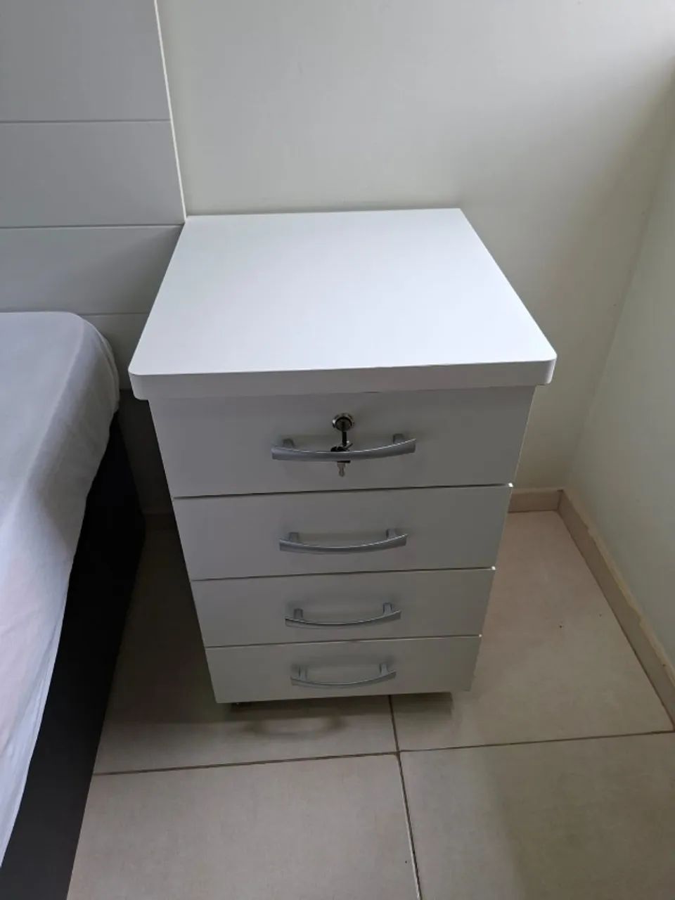 Criado Mudo e Cabeceira de Cama Casal