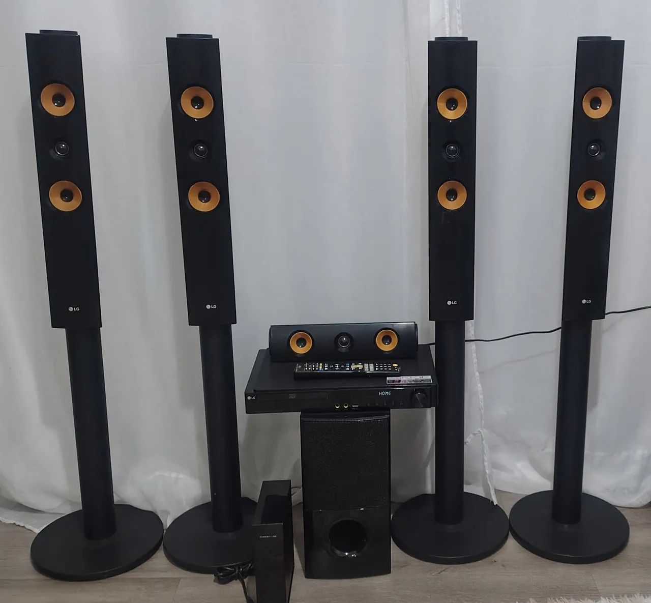 Home theater LG LHB755 - Aparelhos de Som - Jardim Palmira