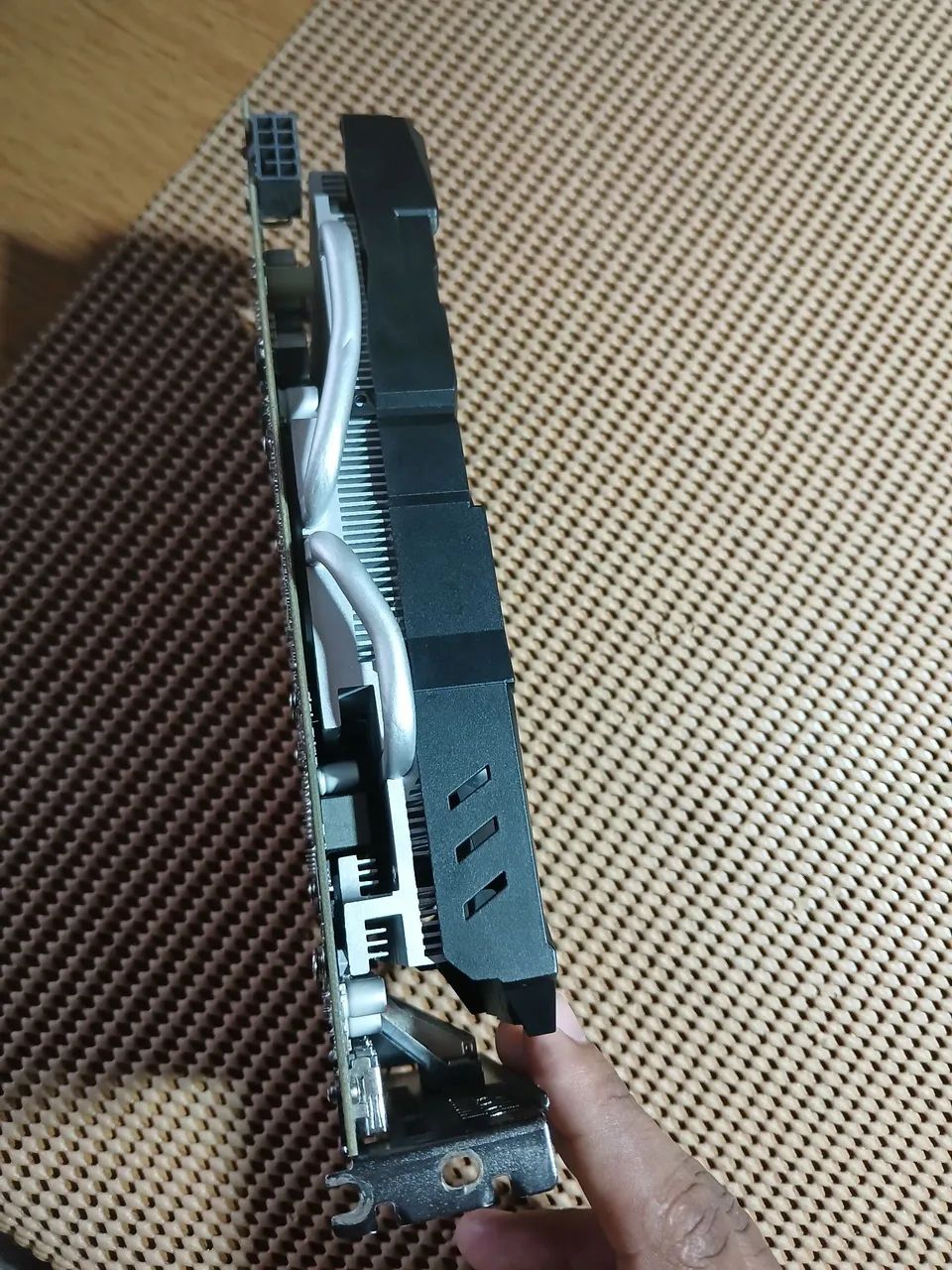 Rx580 8GB GDDR5 256bits - Foto 4