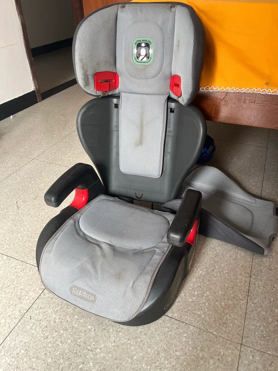Cadeira carro criança 5 anos  - Foto 2