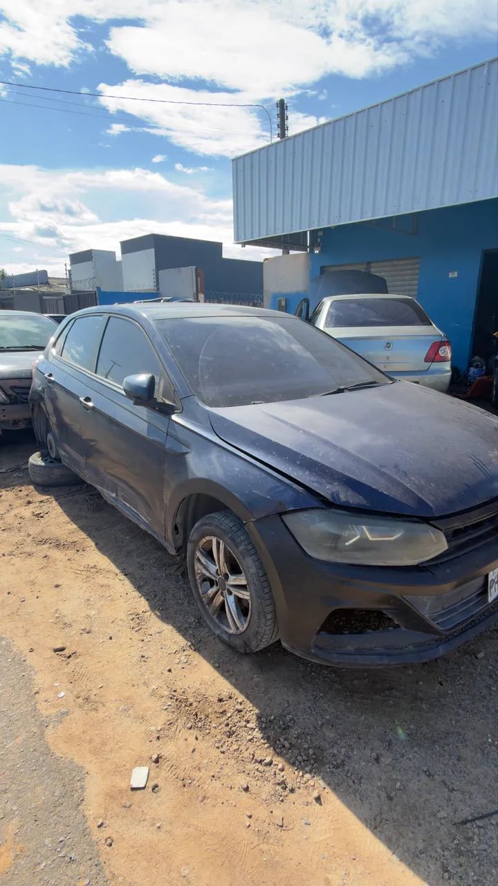 POLO 2021 PARA RETIRADA DE PEÇAS 
