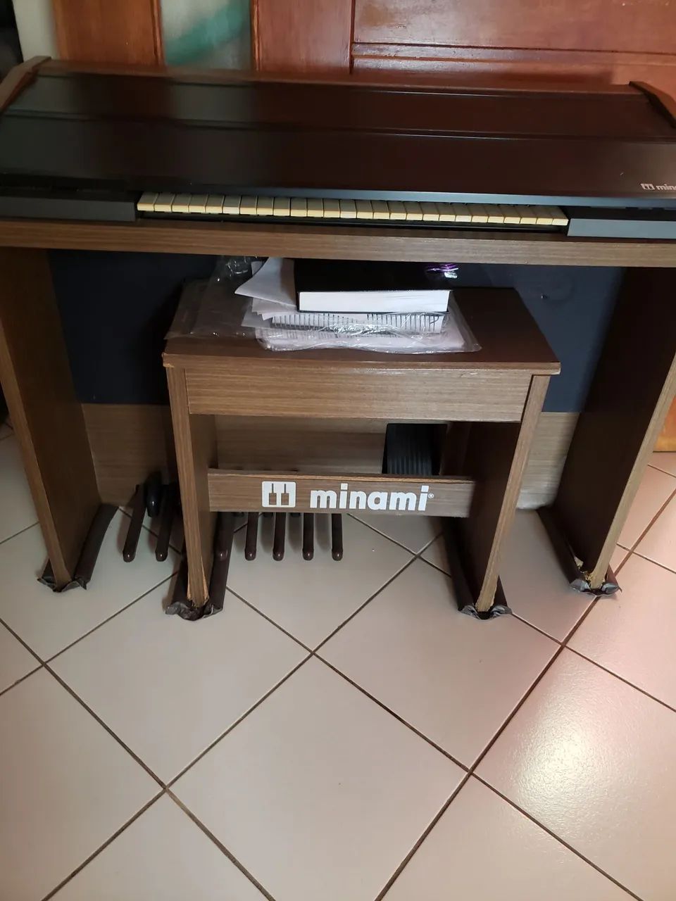 Órgão eletrônico minami