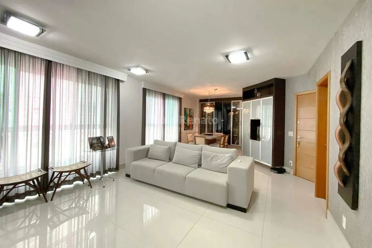 Apartamento para aluguel, 3 quartos, 130m² na Savassi.