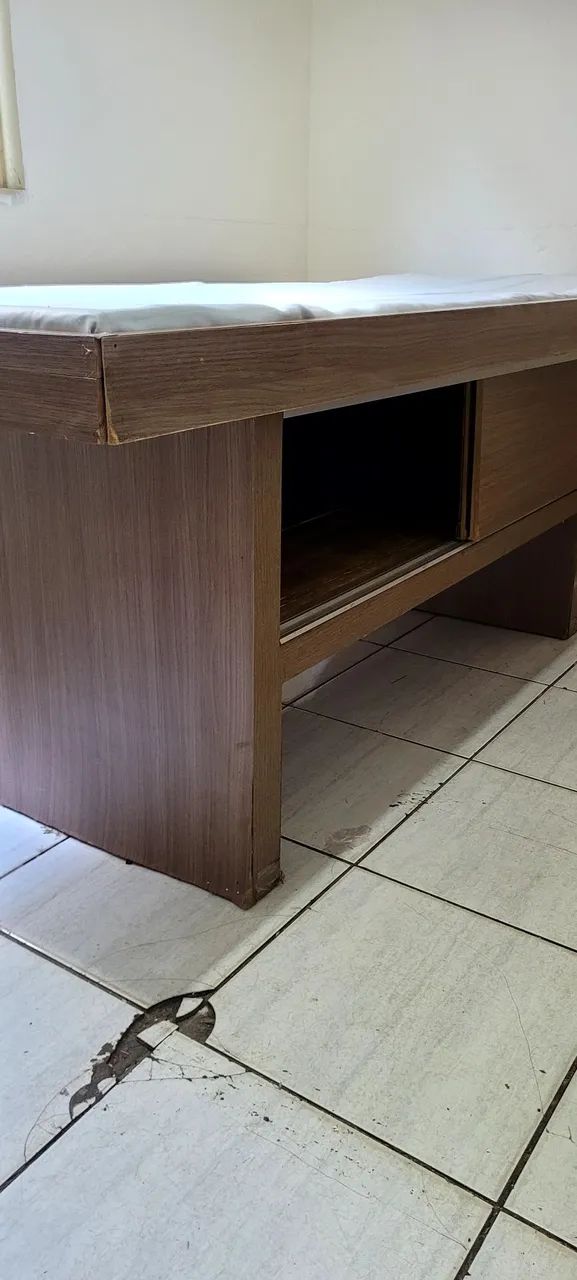 Vende-se Maca de massagem, com baú interno.  - Foto 5