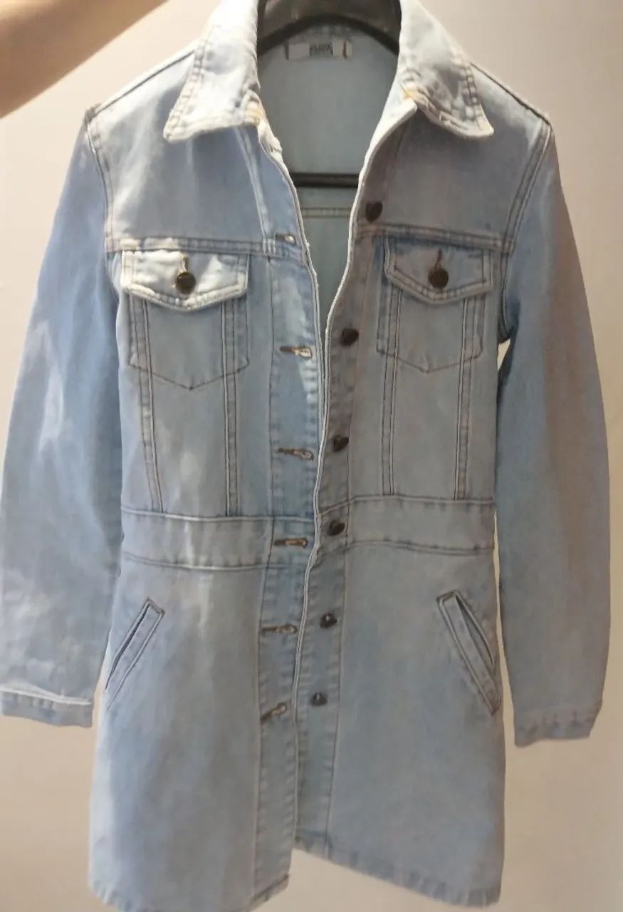Jaqueta jeans alongada - clock house - P - Foto 2