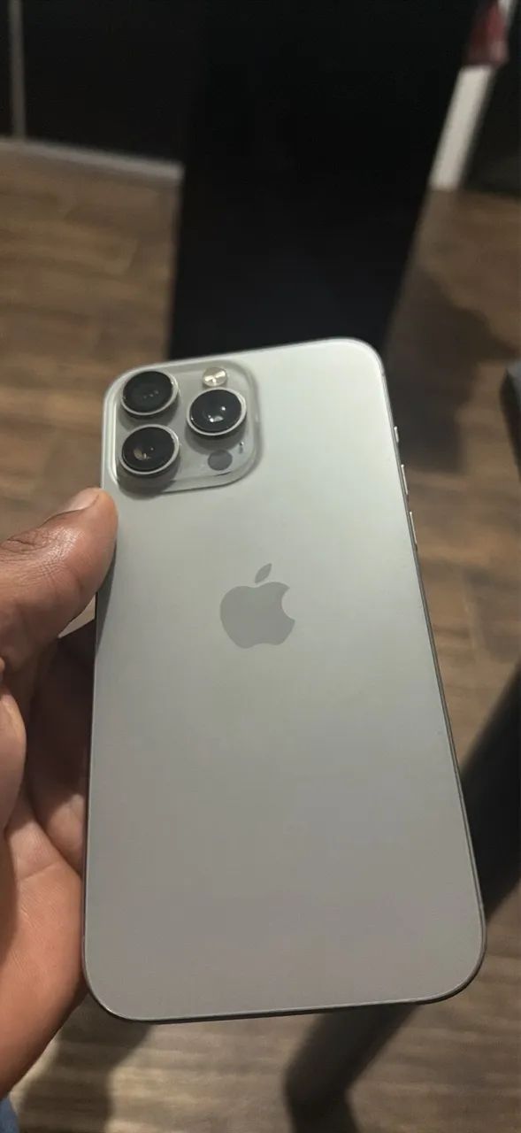 iPhone 16 pro Max 256 gigas  - Foto 2