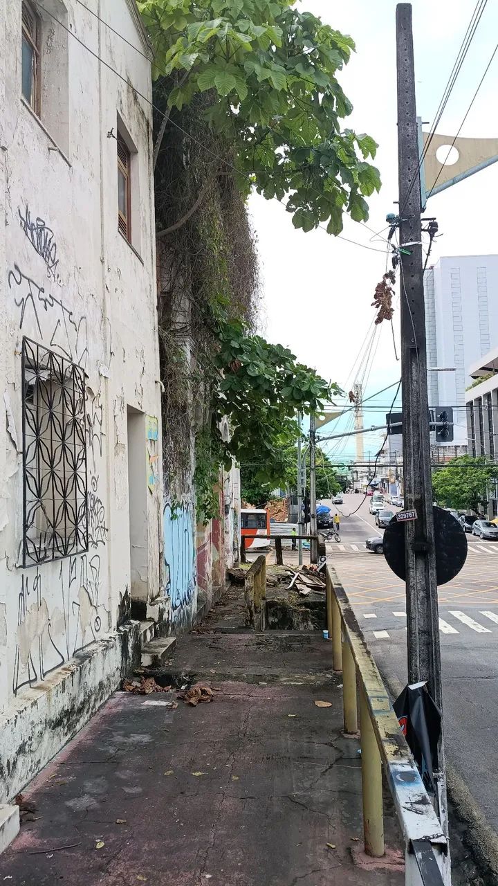 Casa Antiga para ponto Comercial. Av. Leonardo Malcher. - Foto 2