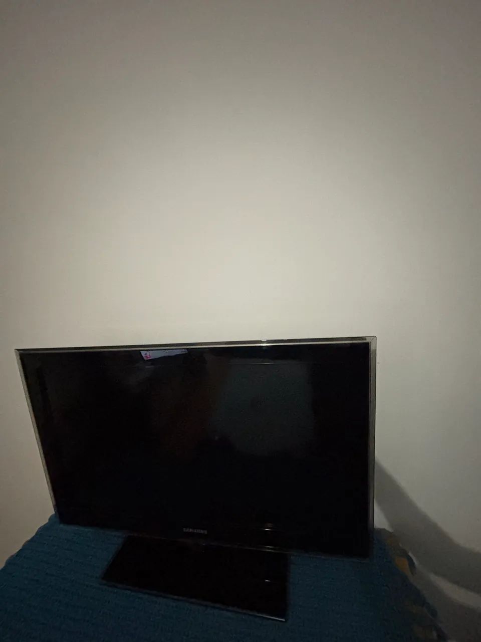 Tv smart antiga quebrada 