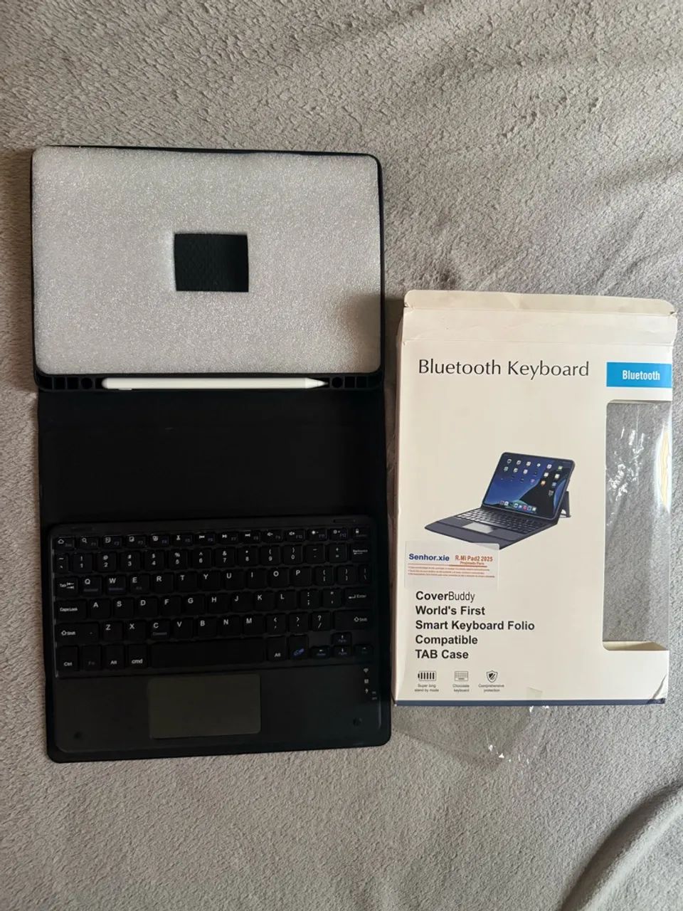 capa para tablet com teclado Bluetooth e touchpad - Foto 2