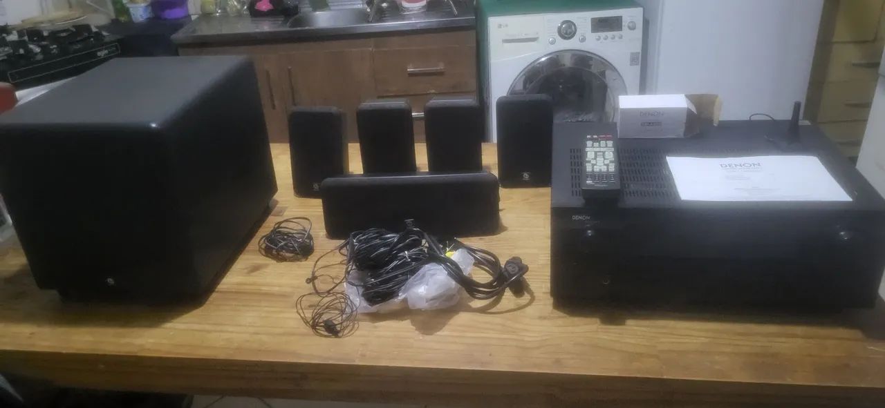 Amp Denon com 4 caixas Boston. Um subwoofer passivo  - Foto 4