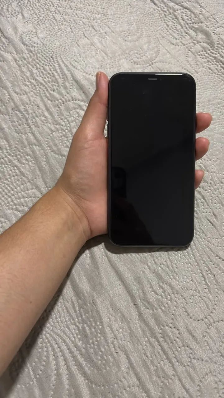 iPhone 11 - Único dono, todo original - Foto 2