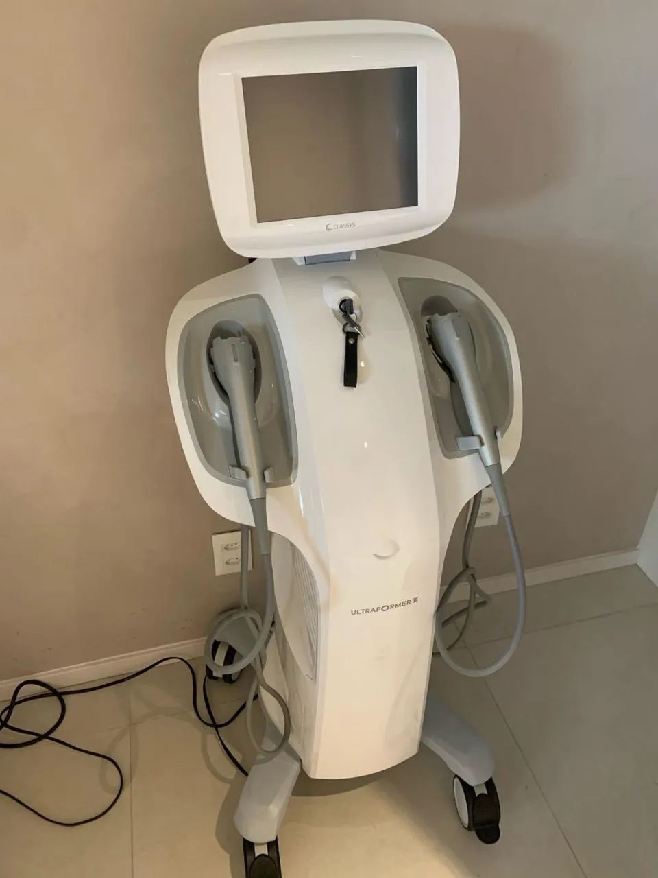 Equipamento de estética - Ultraformer 