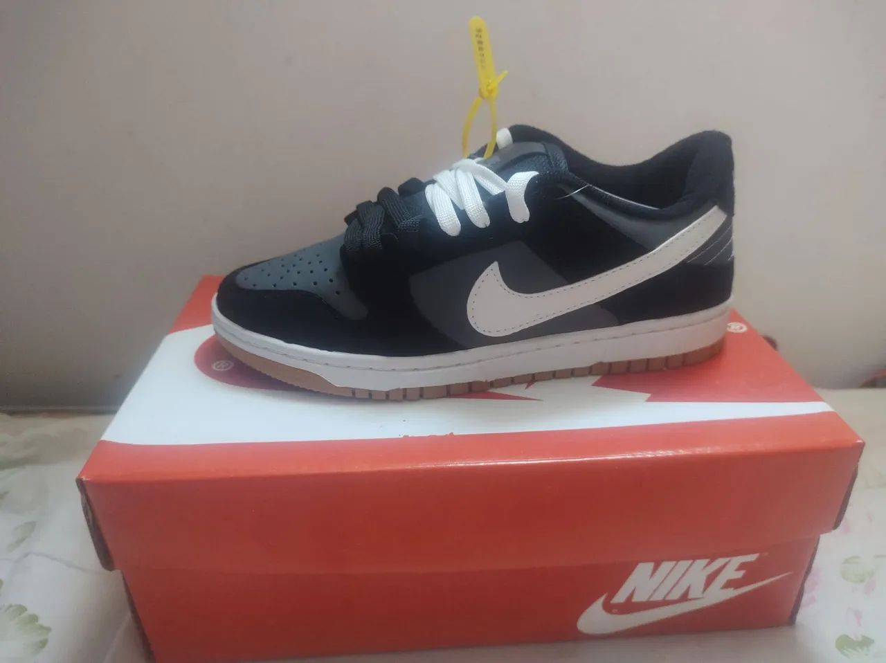 Tenes Nike funk low preto